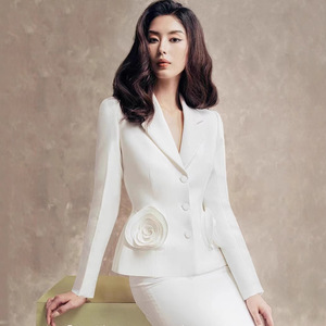 Moda lujo Simple elegante 3D flor grande cuello en V <span class=keywords><strong>ajustado</strong></span> <span class=keywords><strong>vestido</strong></span> de mujer cintura alta falda delgada <span class=keywords><strong>blanco</strong></span> fiesta <span class=keywords><strong>vestido</strong></span> de mujer - Product Image 2