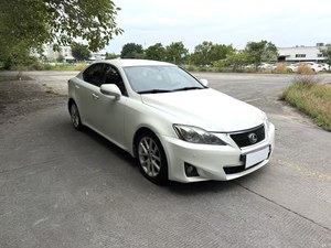 ACURA IS 250 R20 <span class=keywords><strong>2017</strong></span>, de California, Automático, Diésel, Asientos de Cuero, Cámara Trasera, Portaequipajes de Aluminio en el Techo, Volante a la Izquierda - Product Image 4