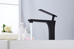 Robinet de lavabo en laiton massif noir, design personnalisé, à poignée unique, anti-éclaboussures, durable, mitigeur d'eau chaude et froide réglable - Product Image 4