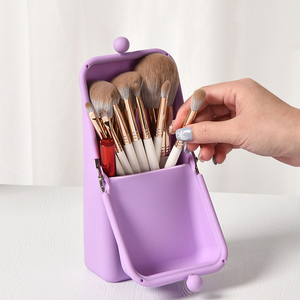 Trousse de rangement verticale en silicone de qualité alimentaire, écologique, pour stylos de maquillage, crayons à sourcils et articles de beauté - Product Image 2