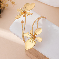 Bracelet manchette ajustable en acier inoxydable Luxe Craft, motif floral, plaqué or rose, 5 couleurs