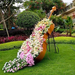 Escultura de Violonchelo de Fibra de Vidrio para Decoración de Jardín Exterior, Instalación Artística para Bodas y Eventos, Montaje en Suelo, Hecha a Mano, Forma Irregular - Product Image 1