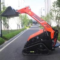 Leistungsstarker 25-PS-EPA-Kubota-Motor Mini-Kompaktlader V1000 Kettenfahrzeug mit Schaufel, für die Landwirtschaft, Hochleistung mit Forstmulcher-Anbaugerät