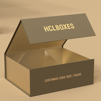 Boîte cadeau de luxe noire sur mesure avec fermeture magnétique dorée à chaud, emballage en papier pliable, logo en relief et laminage mat