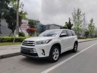 Toyota Highlander 2.0T AWD Luxe 7 places 2018, SUV intermédiaire 4x4 turbo 220 ch, faible kilométrage, prêt à l'exportation