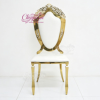 Fabrication en gros de chaises de mariage empilables en métal en cuir blanc en acier inoxydable doré de luxe pour les événements de fête des mariés