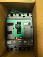 PLC FB NSX100F para Programación y Control Industrial PAC con Comunicación RS485
