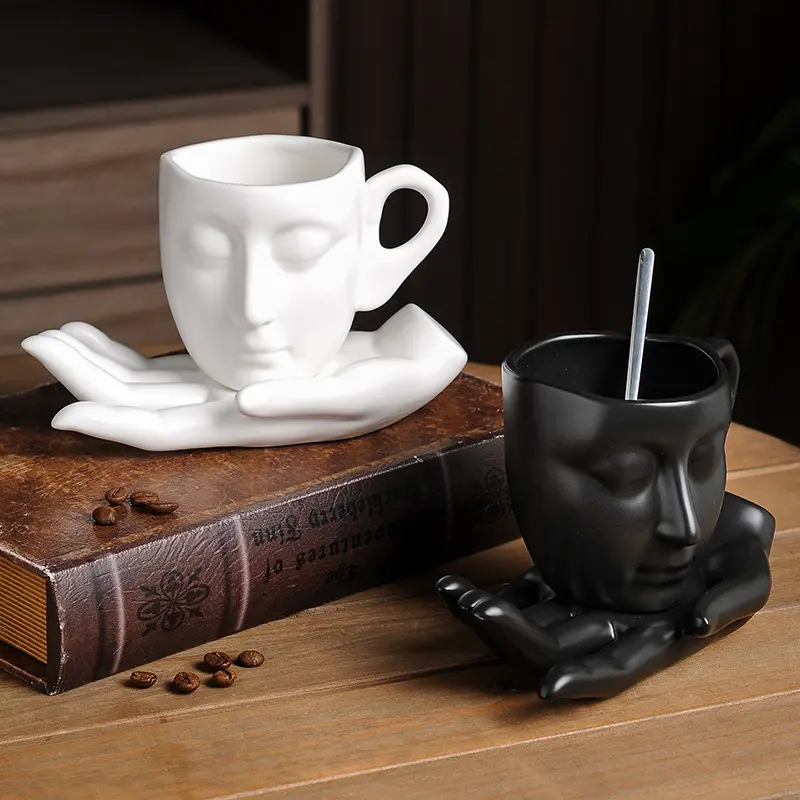 Yaratıcı düzensiz soyut sanat el yüz şekli porselen kahve fincanı 260ml seramik kahve fincan ve çay tabağı takım