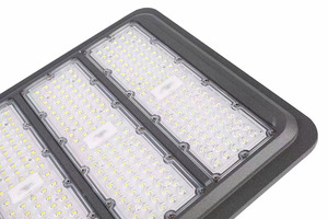 Lámpara Solar de Inducción Pública Comercial de 80W, Farola LED Integrada Todo en Uno, Resistente al Agua para Exteriores IP65 - Product Image 5
