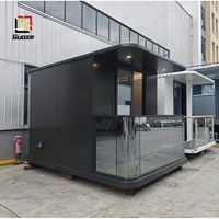 Maison modulaire moderne préfabriquée pour le bureau à domicile Portable Mini minuscule maison en conteneur en acier construite en usine Maison à panneau sandwich vivant