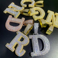 Collier pendentif en forme de cœur en cristal de glace, plaqué or, plaqué argent, plaqué rhodium, chaîne en laiton avec zircon, bijoux hip-hop