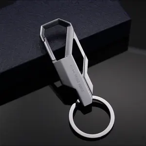 Tek yönlü tasarımcı promosyon 2D/3D erkekler araba klip Metal anahtarlık anahtarlık özel Logo lüks çinko alaşım karabina anahtarlık