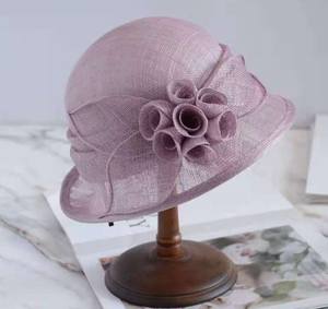 Nouveaux chapeaux d'église élégants et populaires en fil pour femmes Chapeaux en sinamay à large bord Vente en gros - Product Image 5