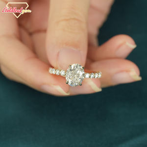 Bagues de fiançailles de luxe personnalisées en or jaune 14k/18k plaqué rhodium, coupe ovale, moissanite certifiée GRA 1-8 carats pour mariage et soirée - Product Image 6