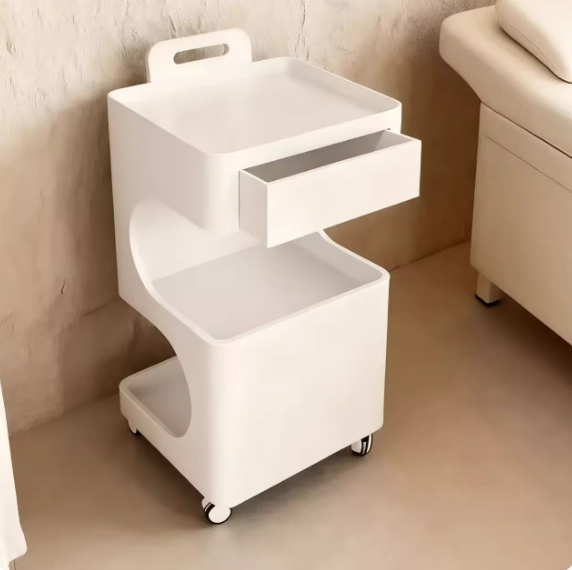 Reposabrazos con cinta blanca pura.