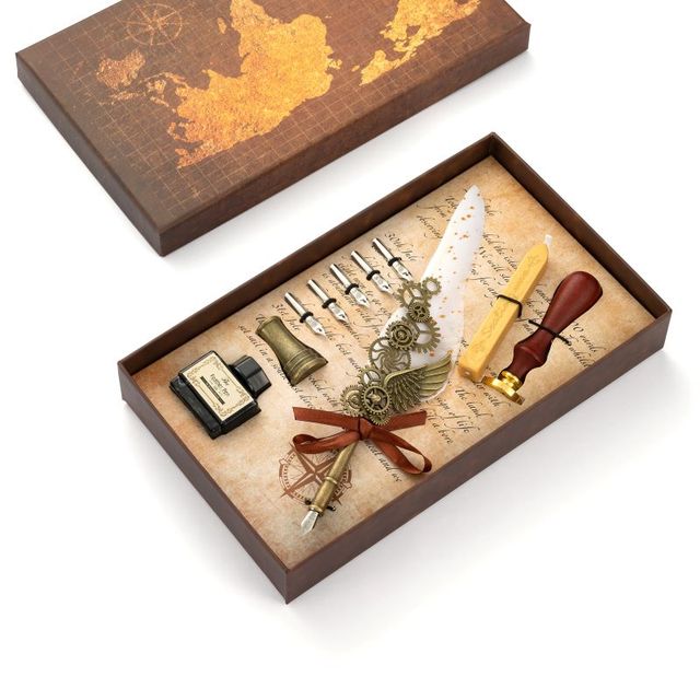 European Retro Feather Calligraphy  Pen Gift Set Gift Box Feather Fountain Pen With Copper Pen Stand Seal Wax Stamp Ink