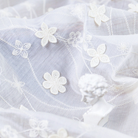 Tissu en maille à appliques florales 3D, dentelle de tulle brodée sur toute la surface pour robe de mariée, robe de soirée, voile, couture, bricolage, artisanat, chemin de table