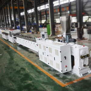 16/20/25/32 Mét PVC bốn khoang trạm Outlet dây ống đùn dòng điện ống dẫn PVC bốn Sợi Ống dây chuyền sản xuất - Product Image 1