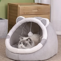 Lit-caverne pour chat avec jouet à suspendre, maison igloo semi-fermée, coussin amovible lavable, antidérapant, pour chats d'intérieur et petits chiens