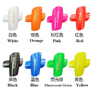 Chất Lượng Cao Tùy Chỉnh In Trống Nhựa Ống Chân Bảo Vệ Bảo Vệ Bóng Đá Bóng Đá Bánh Cho Trẻ Em Chân Bảo Vệ Và Ấm - Product Image 5