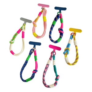 Correa de Muñeca Trenzada de Poliéster Corta y Colorida para Teléfono, Antipérdida, con Adaptador, Regalo Promocional para iPhone - Product Image 1