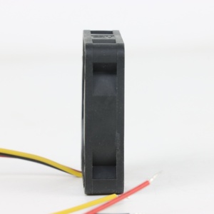 Ventilador Axial de Refrigeración SUNON MF40101VX-1000C-G99 Eléctrico 40x40x10mm 12VDC 87mA 1.17W 8500RPM 9.9CFM con Rodamiento de Vapor para Gabinetes e Inversores - Product Image 3