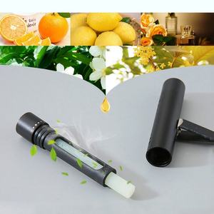 Difusor de Aromas para Auto con Logotipo Personalizado OEM, Decoración de Auto de Lujo, Clip de Ventilación para Aire Acondicionado, Difusor de Perfume de Aluminio para Auto - Product Image 4