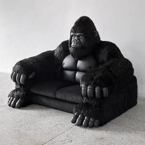 नेडोरिक डिजाइनर इंटरनेट सेलिब्रिटी किंग कांग सोफा लिविंग रूम होटल विला का स्वागत करते हुए बड़े जानवर के आकार बिस्तर गोरिल्ला सोफा - Product Image 1