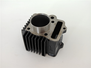 Culata de cilindro principal de freno de motor para motocicleta, 4 válvulas, cilindro principal de freno delantero para <span class=keywords><strong>C90</strong></span> - Product Image 4