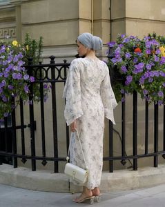 Robe longue modeste Loriya, légère et respirante, style Abaya Dubaï, pour femmes, vêtements islamiques d'été - Product Image 4