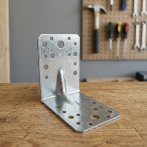 Support en L robuste personnalisé en métal pour étagères, idéal pour meubles en bois et construction - Product Image 3