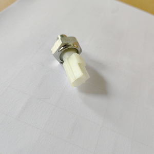 새로운 엔진 오일 압력 스위치 센서 전자 압력 센서 F81Z-9278-AA - Product Image 4