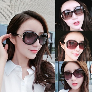 Nuevas <span class=keywords><strong>Gafas</strong></span> <span class=keywords><strong>de</strong></span> <span class=keywords><strong>Sol</strong></span> <span class=keywords><strong>de</strong></span> Moda con Montura Grande y Diseño <span class=keywords><strong>de</strong></span> Cabeza <span class=keywords><strong>de</strong></span> Zorro para Mujer - Product Image 2