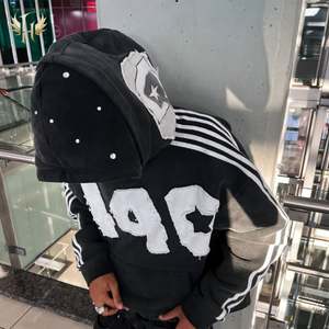 Sun Faded Hoodie Boxy Baggy French Terry 480GSM Apliques bordados Capucha de doble capa Sin cuerda Rhinestone Side Stripe Hoodie - Product Image 4