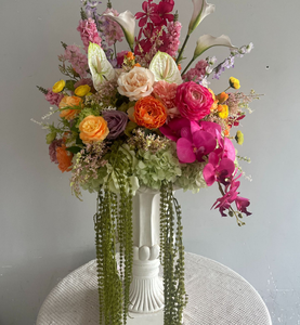 Arrangement floral artificiel en soie tropicale colorée, rose vif, orange, rose, calla, amarante suspendue, centre de table floral pour mariage - Product Image 6