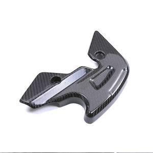 Cubierta de Piñón Ligera de Fibra de Carbono 3K para Motocicleta GSX1300R Hayabusa 2021-2026, Protector de Cadena con Ajuste Perfecto OEM - Product Image 2