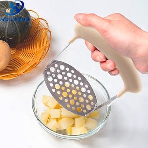 Schiacciapatate Ecologico in Acciaio Inox di Grado Alimentare con Manico Ergonomico in Plastica per Patate Dolci e Zucca - Product Image 2
