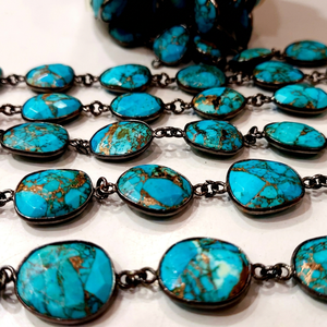 Chaîne de connecteurs en cuivre bleu naturel avec pierres précieuses turquoise en forme de briolette, de 12 à 15 mm - Product Image 1
