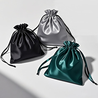 Sac de rangement pour bijoux en satin biodégradable avec cordon de serrage, logo personnalisé, emballage pour lingerie, lot pour cadeaux