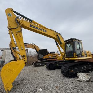 Excavatrice Komatsu 240 d'occasion//2024 avec moteur d'origine Haute efficacité - Product Image 1