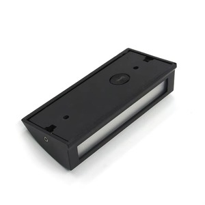 Applique murale d'extérieur de jardin de style classique européen IP54 Source de lumière LED élégante applique murale haut et bas - Product Image 4