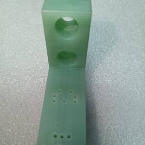 Máquinas de Fresado Automático de Tres, Cuatro y Cinco Ejes de Alto Rendimiento para Materiales Aislantes, Mecanizado CNC de Precisión para la Industria Médica y Electrónica - Product Image 1