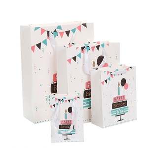 Bonne qualité, vente en gros, beau sac cadeau en papier personnalisé pour ballons bougies d'<span class=keywords><strong>anniversaire</strong></span> - Product Image 2