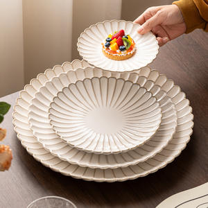 <span class=keywords><strong>Assiette</strong></span> en céramique de porcelaine à motif de <span class=keywords><strong>chrysanthème</strong></span> transformé en four rétro, vente directe d'usine Lelyi, <span class=keywords><strong>assiette</strong></span> exquise et écologique pour la maison - Product Image 5