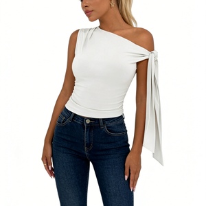 เสื้อครอปท็อปผู้หญิงแบบผูกไหล่ข้างเดียว - เสื้อกั๊กแฟชั่นลำลองแบบอสมมาตร - Product Image 4