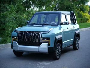 Voiture électrique compacte populaire à quatre roues pour adultes, mini-voiture neuve de marque NE, véhicule à énergie nouvelle du fabricant chinois, puissance maximale de 13000W, <100km d'autonomie - Product Image 3