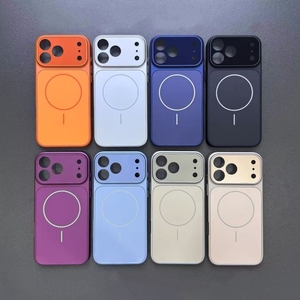 Coques de téléphone magnétiques givrées mates couleur originale pour iPhone 18 17 16 15 Pro Max avec protection d'objectif et coque arrière de conversion - Product Image 1
