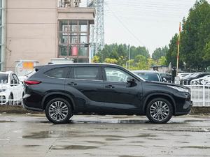 Toyota Highlander hybride essence, SUV 4x4, 7 places, version haut de gamme, modèle 2026 - Product Image 2