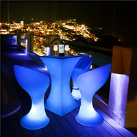 Meubles de bar à cocktails LED haut de gamme pour terrasse de boîte de nuit, tables et chaises en plastique, tables rondes LED pour événements, fêtes, jardin