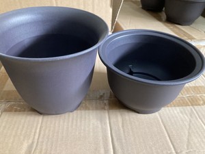<b>Plastic</b> <b>Planters</b> with Saucer Drainage Hole for Indoor Outdoor Gardening - Product Image 4